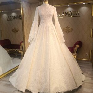 Hilal Model Full Dantel İşlemeli Tesettür Gelinlik