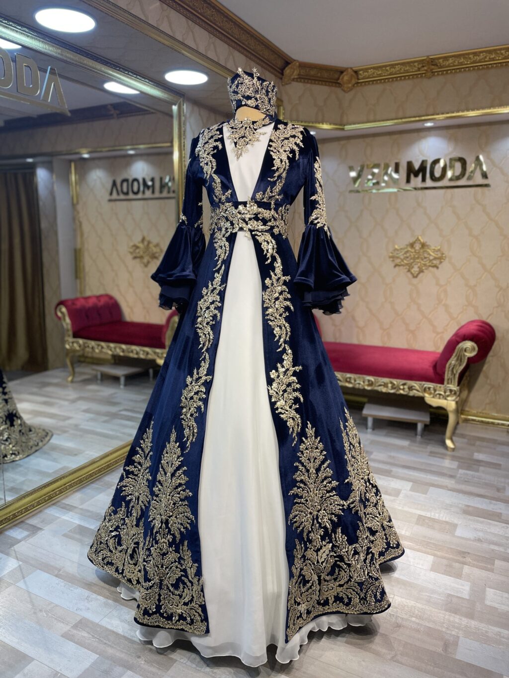 Sonay Model Lacivert Kınalık Kaftan